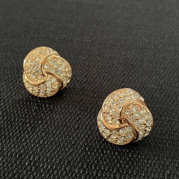 Gold and Diamond Knot Earrings - costume jewelry! - Picture 4 of 11